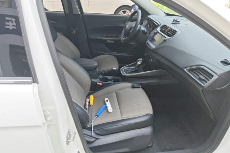 Used Ford Escort 2019 EcoBoost 125 Automatic Luxury Edition Right Front Seat