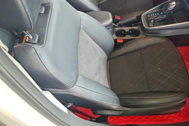 Used Ford Escort 2019 Revised Version 1.5L Automatic Enjoyment Type China VI Standard Right Front Seat