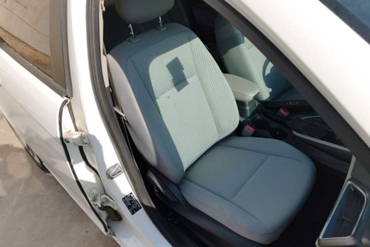 Used Ford Escort 2019 1.5L Automatic ZhiXiang Model Right Front Seat