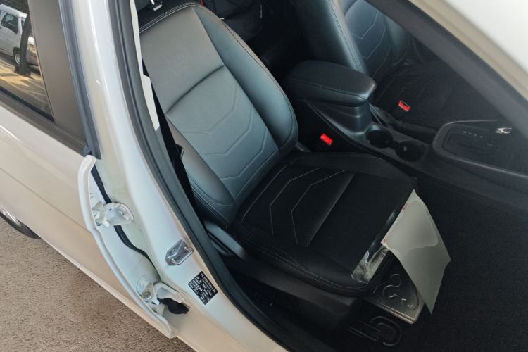Used Ford Escort 2019 Revised 1.5L Automatic ZhiXiang Version China VI Standard Right Front Seat