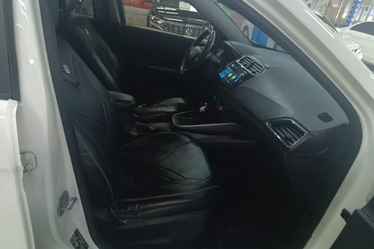 Used Ford Escort 2019 Revised 1.5L Automatic ZhiXiang Version China VI Standard Right Front Seat