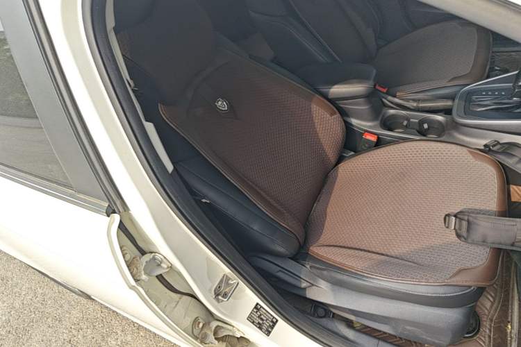 Used Ford Escort 2019 Revised Version 1.5L Automatic Enjoyment Type China VI Standard Right Front Seat