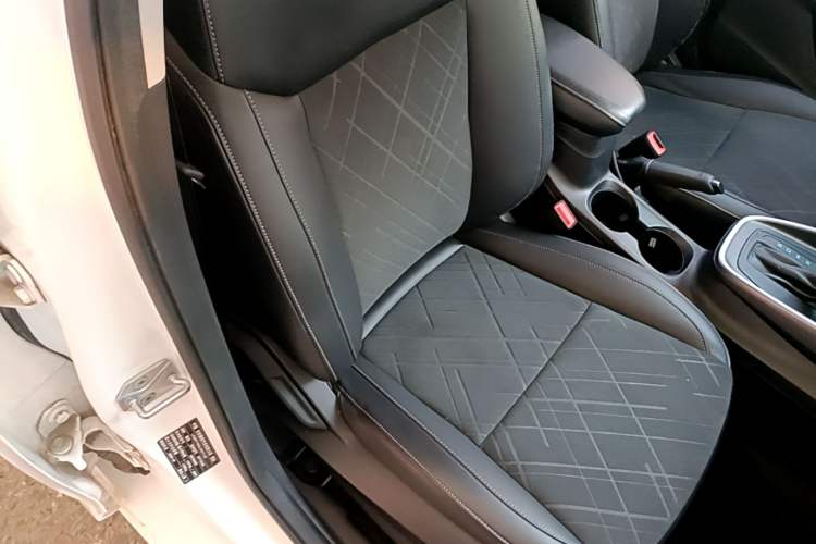 Used Ford Escort 2019 Revised Version 1.5L Automatic Enjoyment Type China VI Standard Right Front Seat