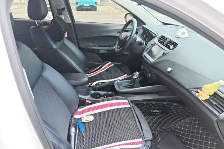 Used Ford Escort 2019 Revised Version 1.5L Automatic Enjoyment Type China VI Standard Right Front Seat