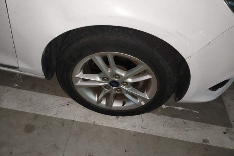 Used Ford Escort 2019 1.5L Automatic Enjoyment Model Right Front Wheel Hub