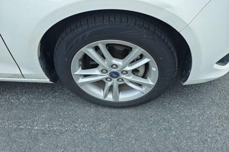Used Ford Escort 2019 1.5L Automatic Enjoyment Model Right Front Wheel Hub