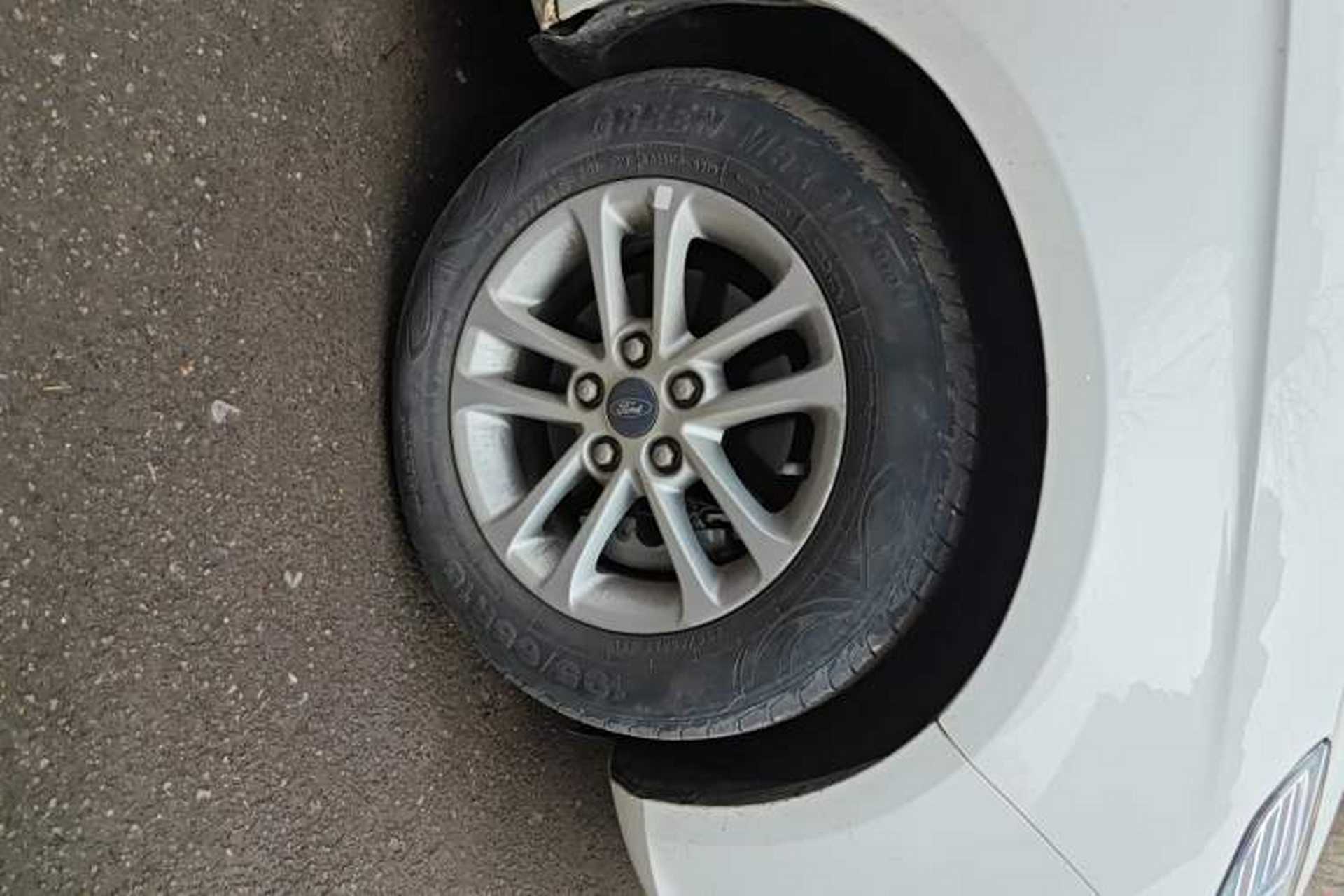 Used Ford Escort 2019 Revised Version 1.5L Manual Quality Enjoyment Type China VI Standard Right Front Wheel Hub