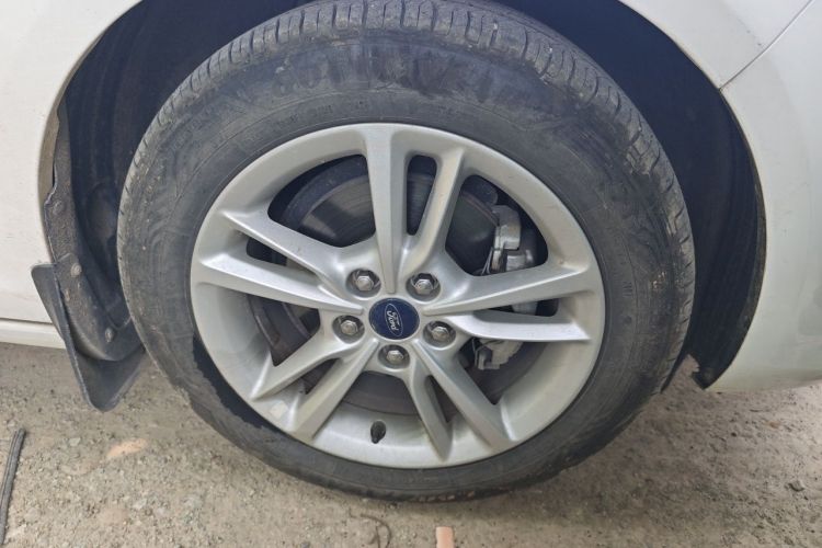 Used Ford Escort 2019 1.5L Automatic Enjoyment Model Right Front Wheel Hub