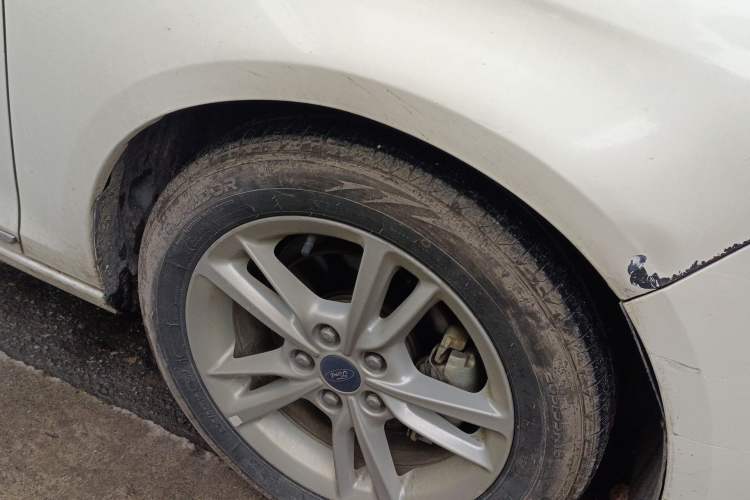 Used Ford Escort 2019 Revised Version 1.5L Automatic Enjoyment Type China VI Standard Right Front Wheel Hub