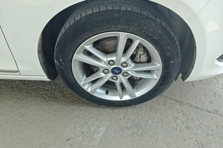 Used Ford Escort 2019 1.5L Automatic Enjoyment Model Right Front Wheel Hub