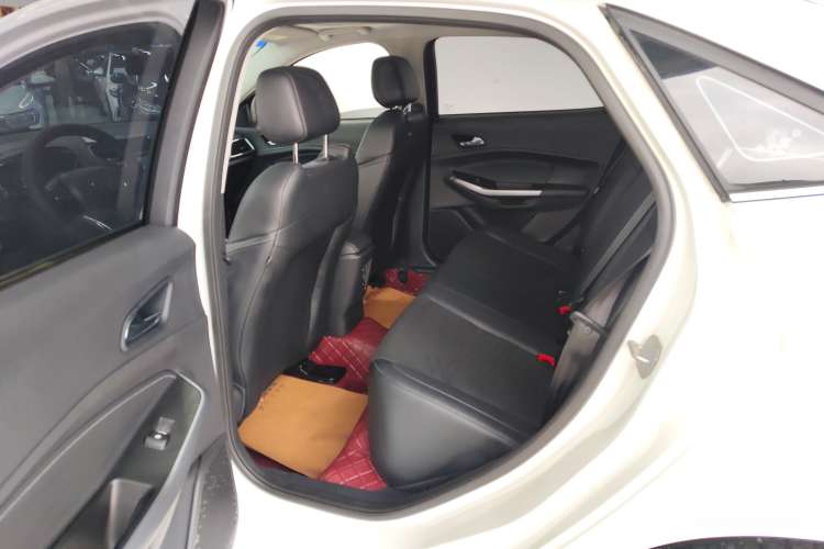 Used Ford Escort 2019 Revised Version 1.5L Automatic Enjoyment Type China VI Standard Right Rear Seat