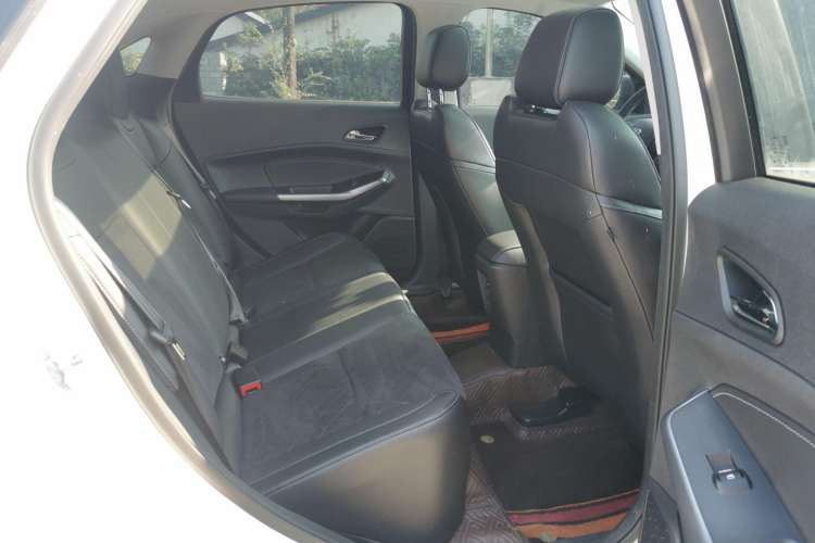 Used Ford Escort 2019 Revised Version 1.5L Automatic Enjoyment Type China VI Standard Right Rear Seat