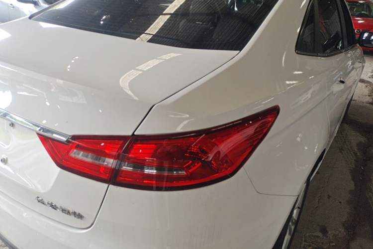 Used Ford Escort 2019 Revised Version 1.5L Automatic Enjoyment Type China VI Standard Right Rear Taillight