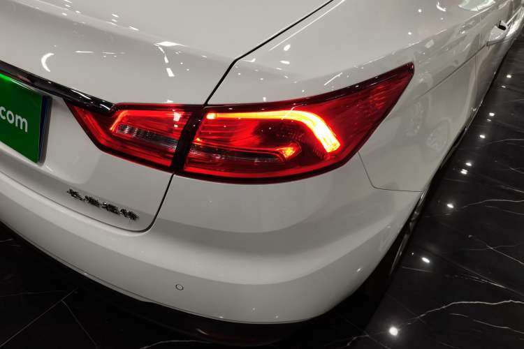 Used Ford Escort 2019 Revised Version 1.5L Automatic Enjoyment Type China VI Standard Right Rear Taillight