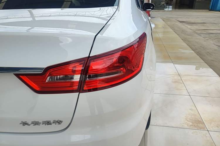 Used Ford Escort 2019 Revised 1.5L Automatic ZhiXiang Version (Tire Pressure Monitoring) China VI Standard Right Rear Taillight