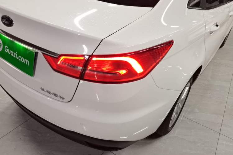 Used Ford Escort 2019 1.5L Automatic Enjoyment Model Right Rear Taillight
