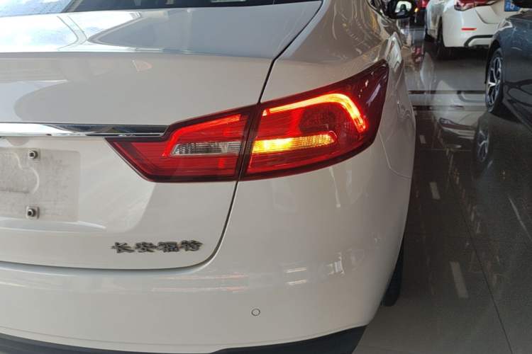 Used Ford Escort 2019 Revised Version 1.5L Automatic Enjoyment Type China VI Standard Right Rear Taillight