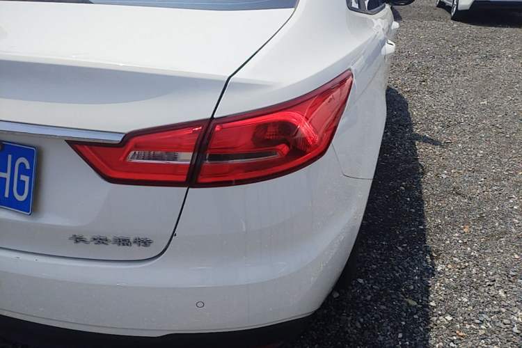 Used Ford Escort 2019 Revised 1.5L Automatic ZhiXiang Version (Tire Pressure Monitoring) China VI Standard Right Rear Taillight