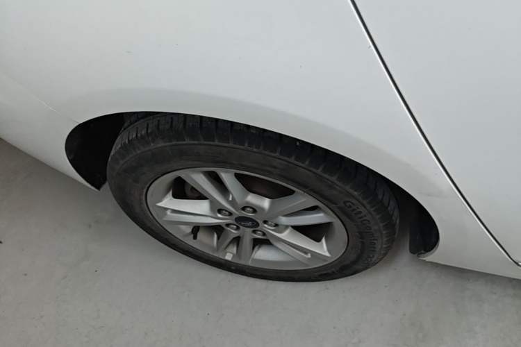 Used Ford Escort 2019 Revised Version 1.5L Automatic Enjoyment Type China VI Standard Right Rear Wheel Hub