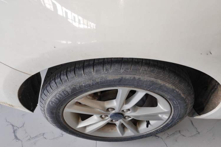 Used Ford Escort 2019 1.5L Automatic Enjoyment Model Right Rear Wheel Hub
