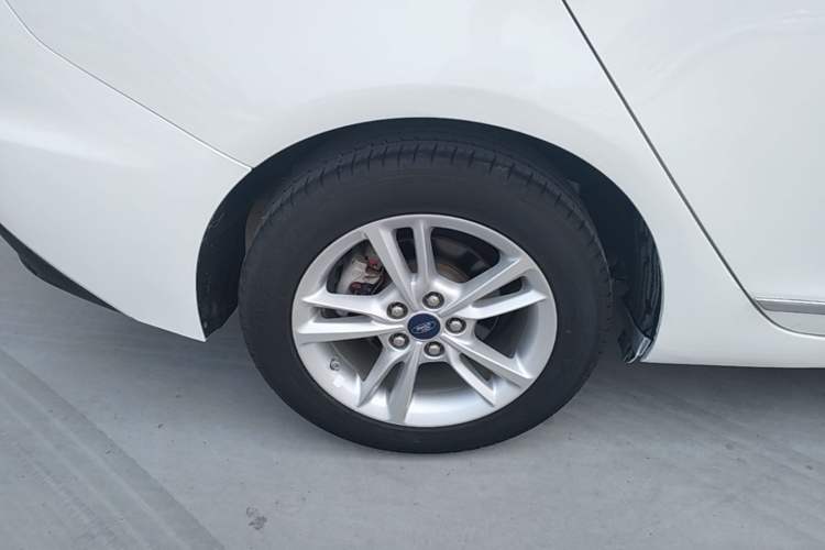 Used Ford Escort 2019 1.5L Automatic Enjoyment Model Right Rear Wheel Hub