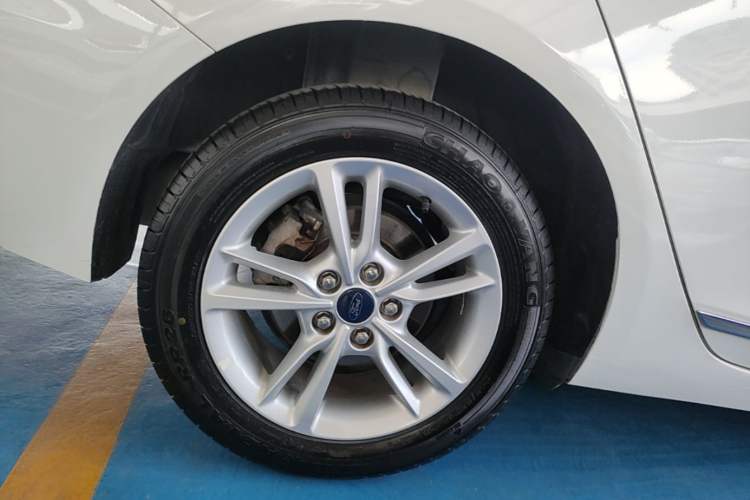 Used Ford Escort 2019 1.5L Automatic Enjoyment Model Right Rear Wheel Hub