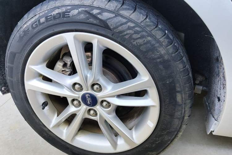 Used Ford Escort 2019 1.5L Automatic Enjoyment Model Right Rear Wheel Hub