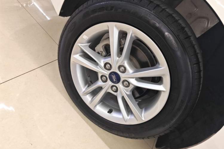 Used Ford Escort 2019 1.5L Automatic Enjoyment Model Right Rear Wheel Hub