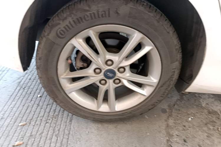 Used Ford Escort 2019 Revised Version 1.5L Automatic Enjoyment Type China VI Standard Right Rear Wheel Hub