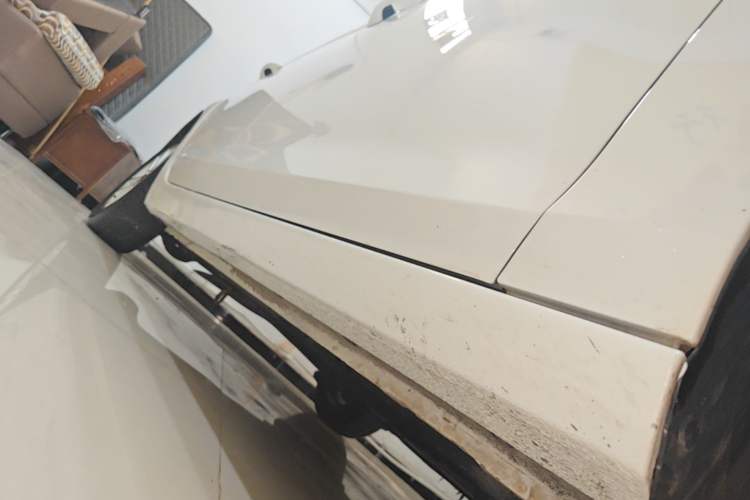 Used Ford Escort 2019 Revised 1.5L Automatic ZhiXiang Version (Tire Pressure Monitoring) China VI Standard Right Side Sill