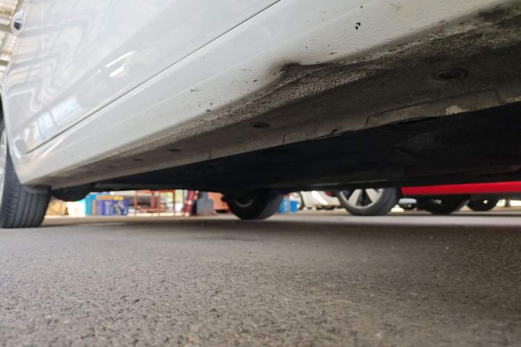 Used Ford Escort 2019 Revised 1.5L Automatic ZhiXiang Version China VI Standard Right Side Sill