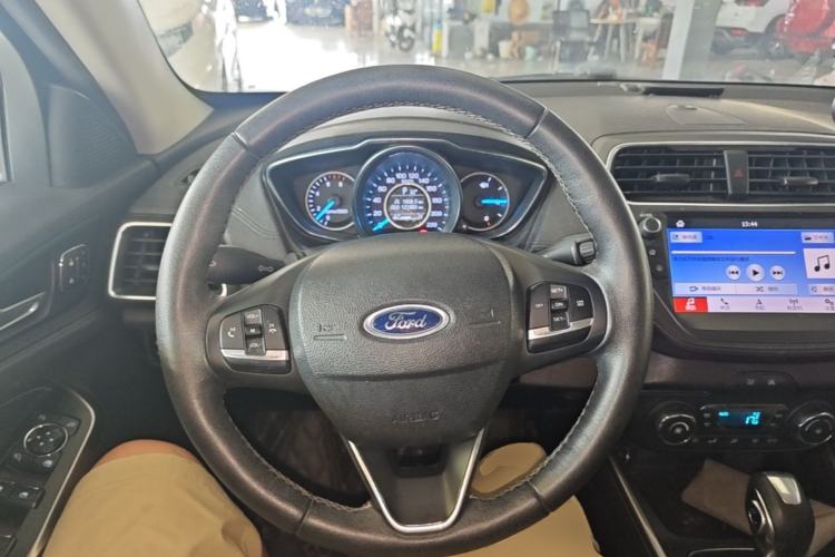Used Ford Escort 2019 Revised Version 1.5L Automatic Zhenxiang Edition China VI Standard Steering Wheel