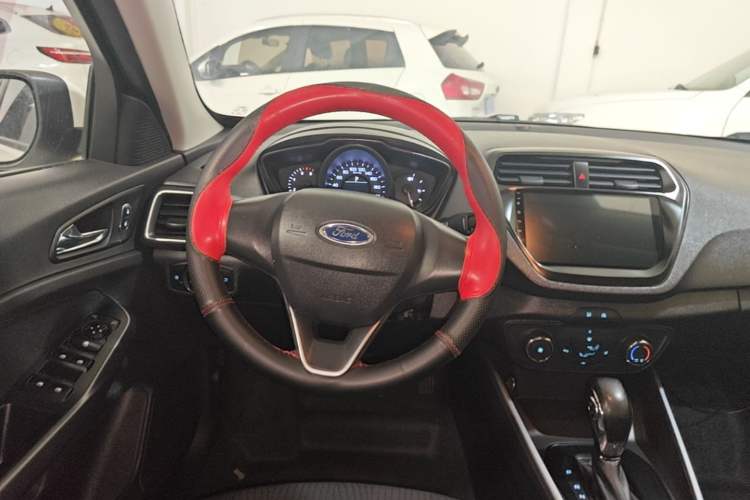 Used Ford Escort 2019 Revised 1.5L Automatic ZhiXiang Version (Tire Pressure Monitoring) China VI Standard Steering Wheel