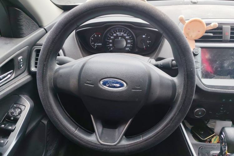 Used Ford Escort 2019 Revised 1.5L Automatic ZhiXiang Version China VI Standard Steering Wheel