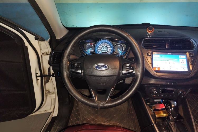 Used Ford Escort 2019 Revised Version 1.5L Automatic Enjoyment Type China VI Standard Steering Wheel