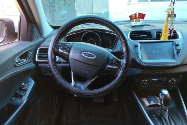 Used Ford Escort 2019 Revised Version 1.5L Automatic Enjoyment Type China VI Standard Steering Wheel