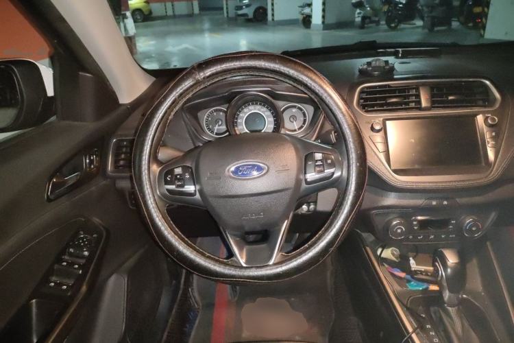 Used Ford Escort 2019 Revised Version 1.5L Automatic Zhenxiang Edition China VI Standard Steering Wheel