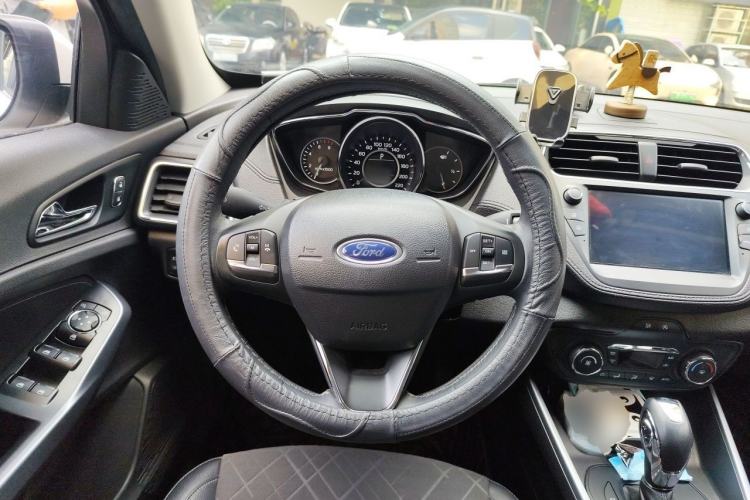 Used Ford Escort 2019 Revised Version 1.5L Automatic Enjoyment Type China VI Standard Steering Wheel