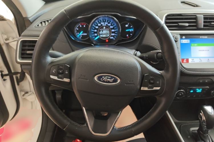 Used Ford Escort 2019 Revised Version 1.5L Automatic Enjoyment Type China VI Standard Steering Wheel