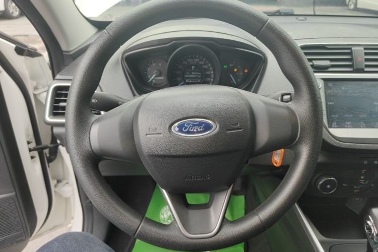 Used Ford Escort 2019 Revised 1.5L Automatic ZhiXiang Version (Tire Pressure Monitoring) China VI Standard Steering Wheel