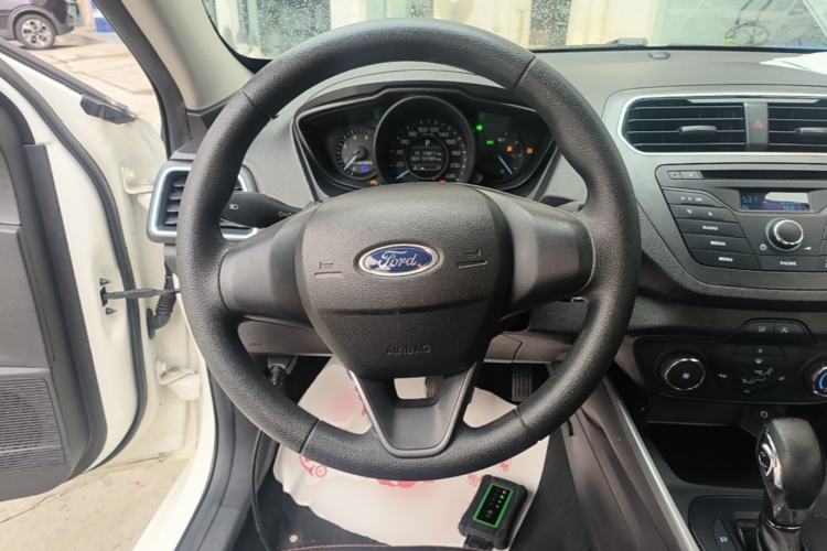 Used Ford Escort 2019 1.5L Automatic ZhiXiang Model Steering Wheel