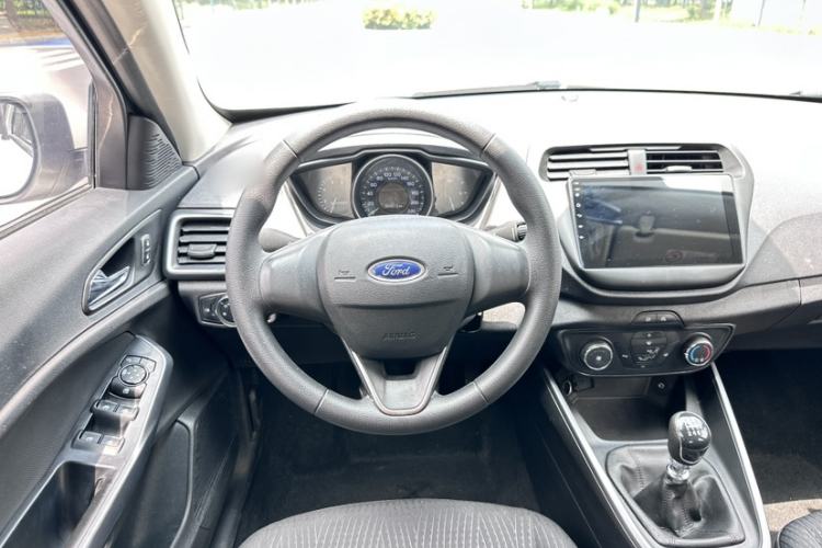 Used Ford Escort 2019 1.5L Manual ZhiXiang Version Steering Wheel