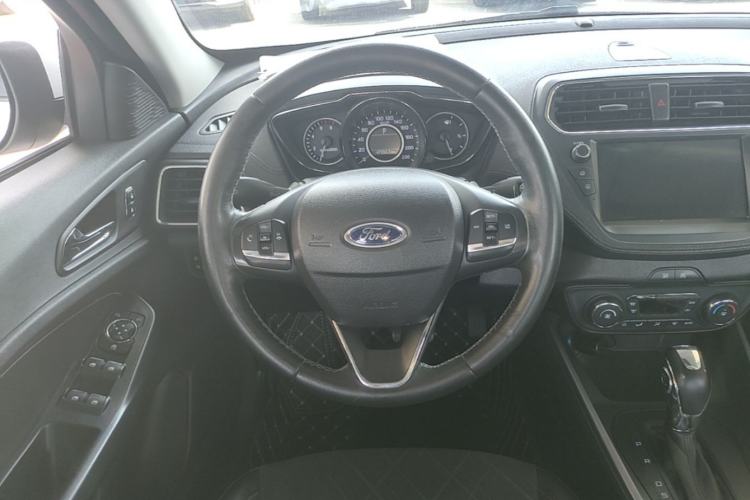 Used Ford Escort 2019 Revised Version 1.5L Automatic Enjoyment Type China VI Standard Steering Wheel