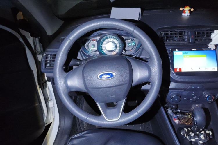 Used Ford Escort 2019 Revised 1.5L Automatic ZhiXiang Version (Tire Pressure Monitoring) China VI Standard Steering Wheel