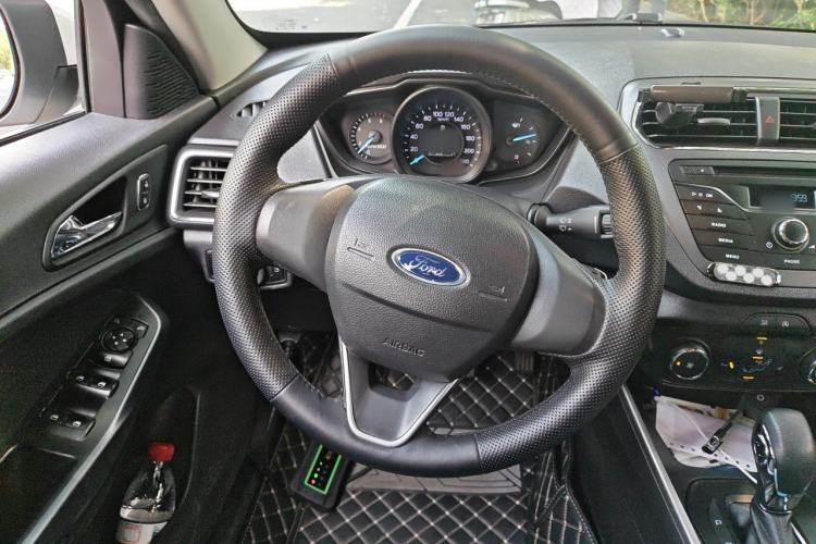 Used Ford Escort 2019 Revised 1.5L Automatic ZhiXiang Version (Tire Pressure Monitoring) China VI Standard Steering Wheel