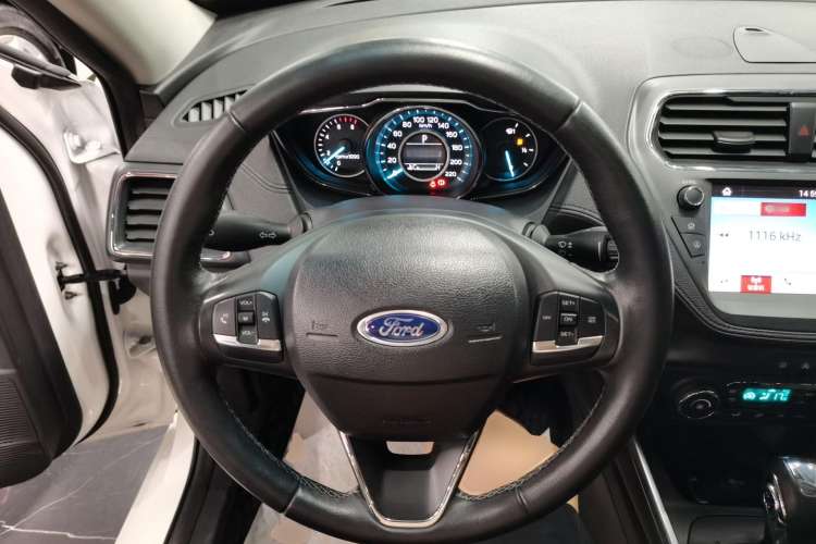Used Ford Escort 2019 Revised Version 1.5L Automatic Enjoyment Type China VI Standard Steering Wheel