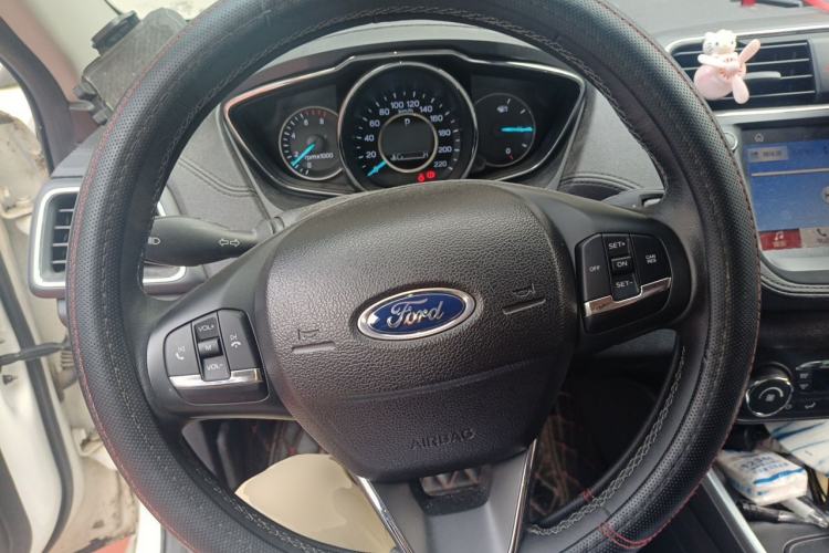 Used Ford Escort 2019 Revised Version 1.5L Automatic Enjoyment Type China VI Standard Steering Wheel