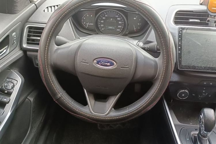 Used Ford Escort 2019 1.5L Automatic ZhiXiang Model Steering Wheel
