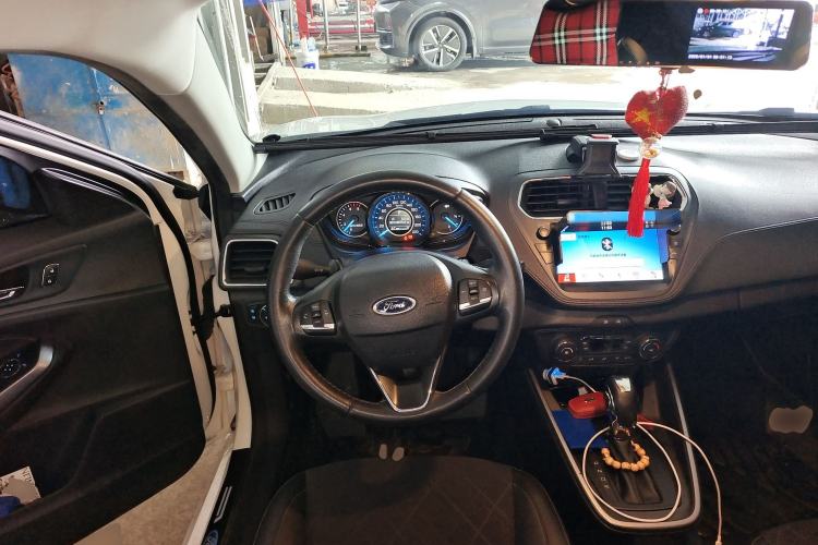 Used Ford Escort 2019 Revised Version 1.5L Automatic Enjoyment Type China VI Standard Steering Wheel