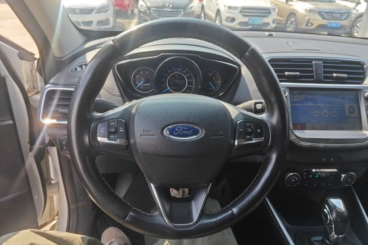 Used Ford Escort 2019 Revised Version 1.5L Automatic Enjoyment Type China VI Standard Steering Wheel